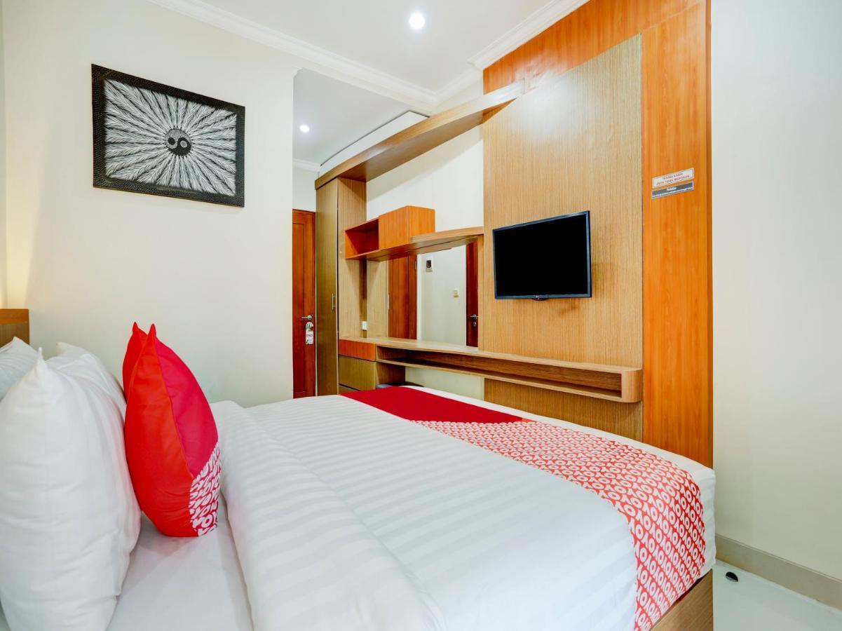 Super Oyo Capital O 90291 Vin Stay Petanu Pesanggaran Extérieur photo
