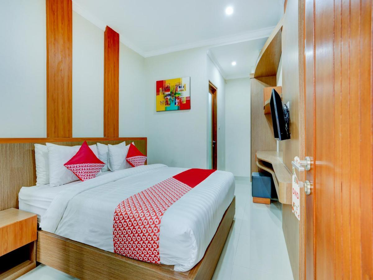 Super Oyo Capital O 90291 Vin Stay Petanu Pesanggaran Extérieur photo