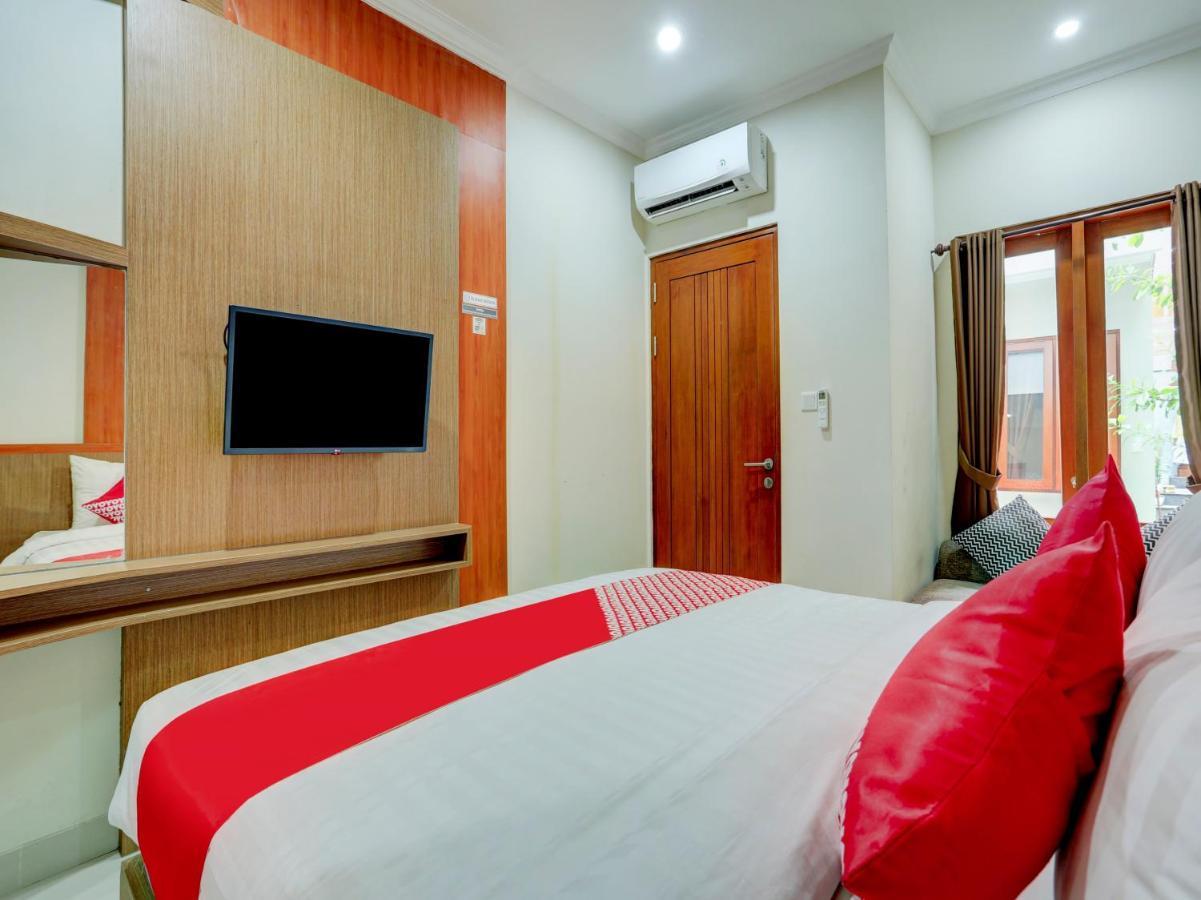 Super Oyo Capital O 90291 Vin Stay Petanu Pesanggaran Extérieur photo